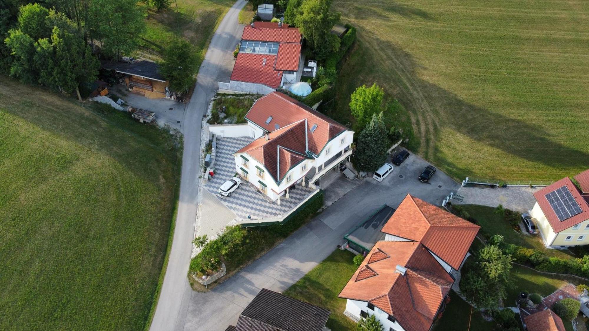 Villa Theresa Hofstetten Экстерьер фото
